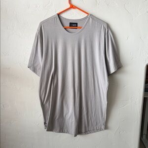 Cuts Clothing Men's Short Sleeve Tee in Light Gray